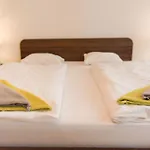 Lion Apartments In Historical Center, Bratislava Old Town